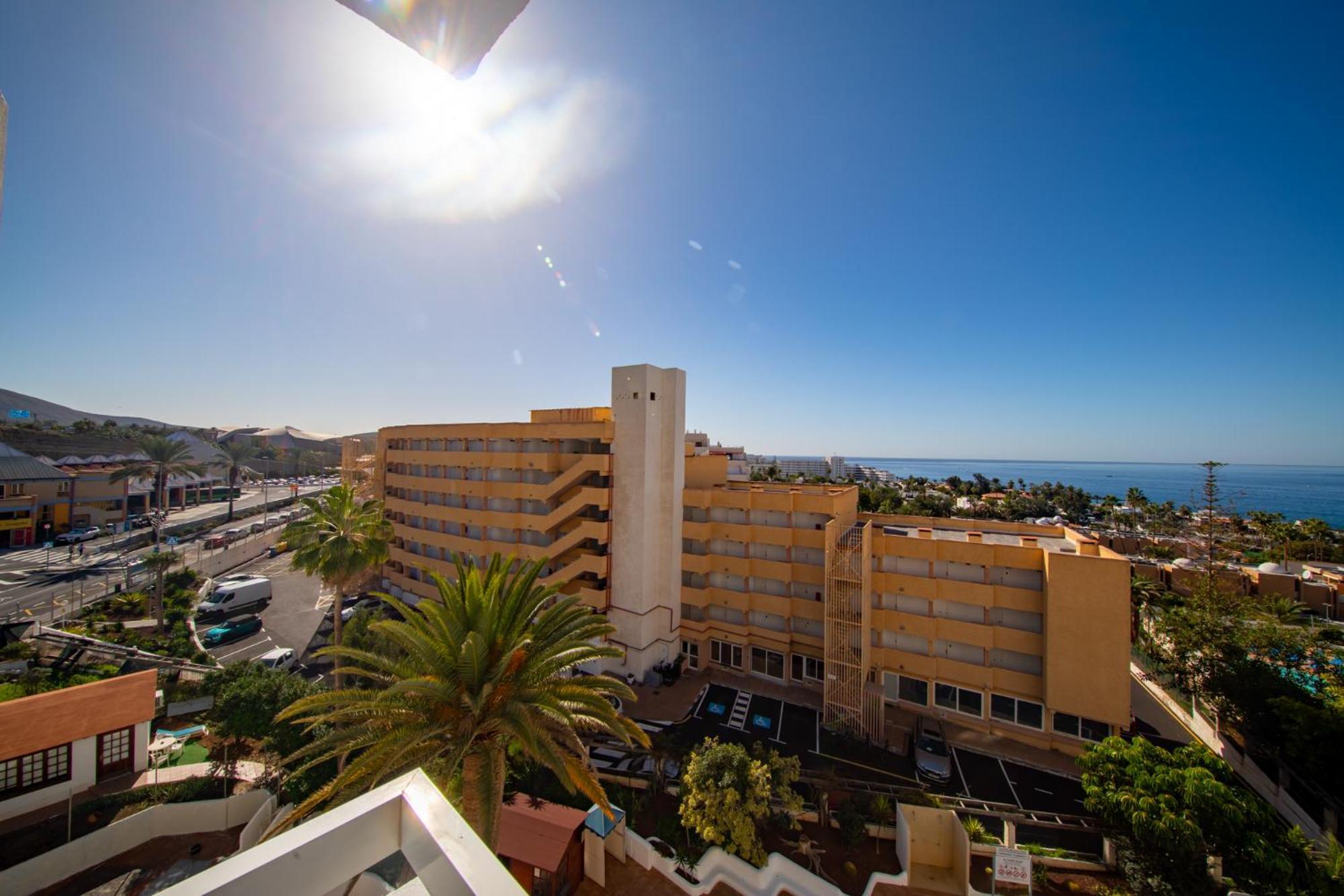 Ponderosa 611, Americas, One Bedroom With Large Terrace And Ocean View, Next To Siam Park Apartment *
